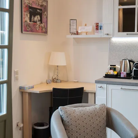 Aparthotel Faces Art Rhodes City